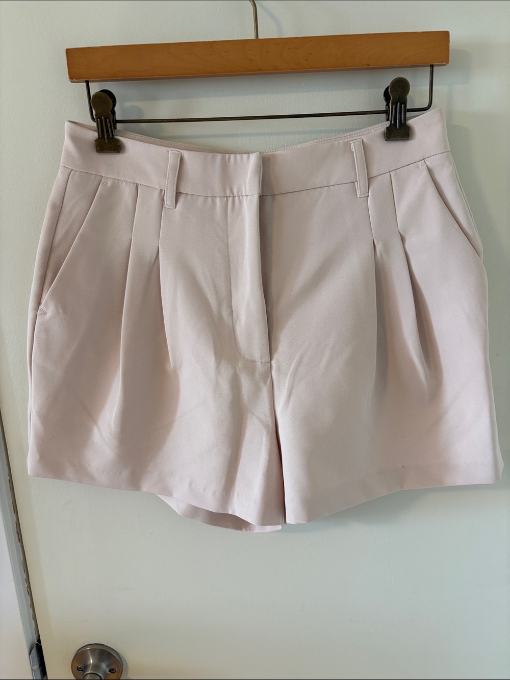 Light Cream Pleated Women's Shorts